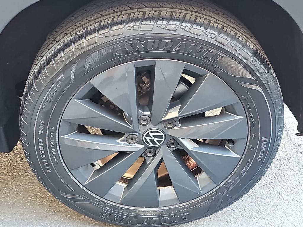 used 2022 Volkswagen Taos car, priced at $17,299
