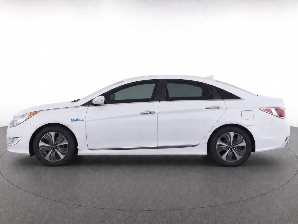 used 2013 Hyundai Sonata Hybrid car, priced at $9,299