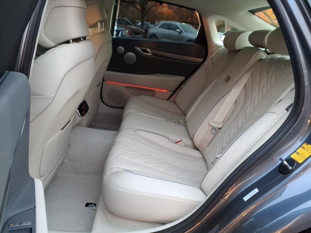 new 2026 Genesis G80 car, priced at $72,295