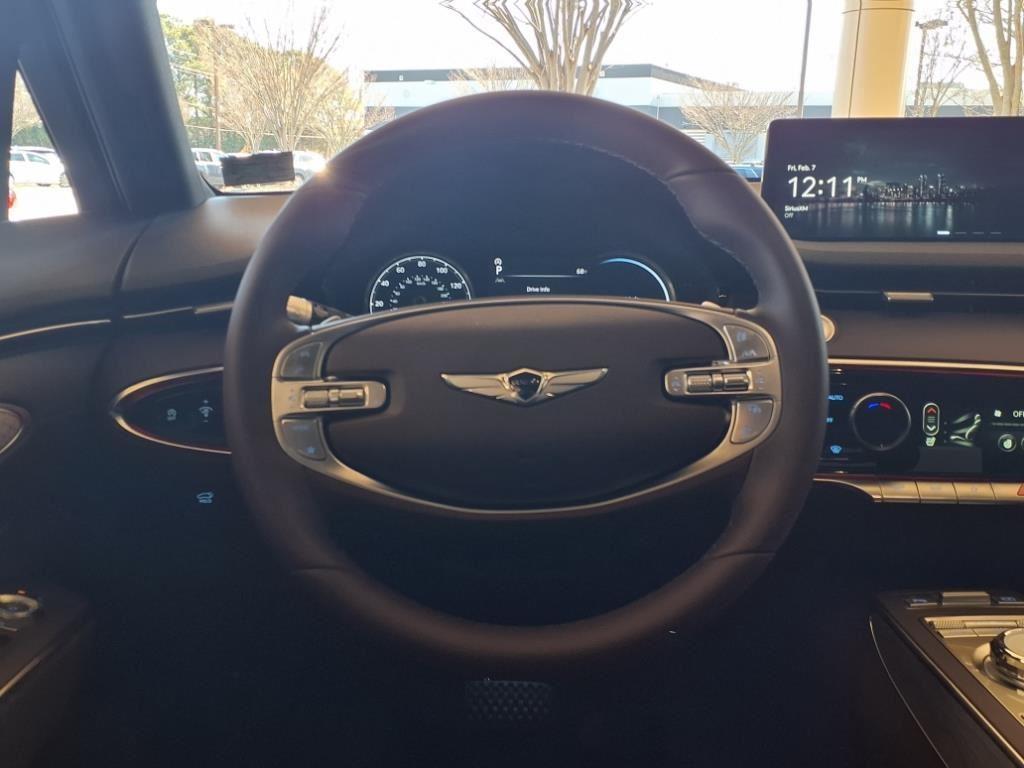 new 2025 Genesis GV70 car