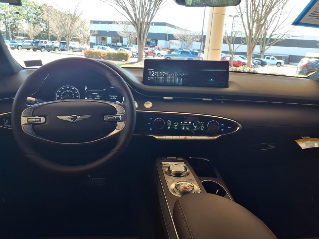 new 2025 Genesis GV70 car