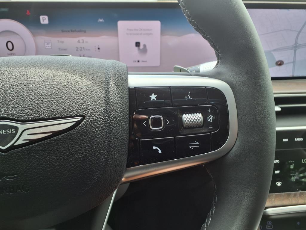 new 2025 Genesis GV80 car, priced at $70,374