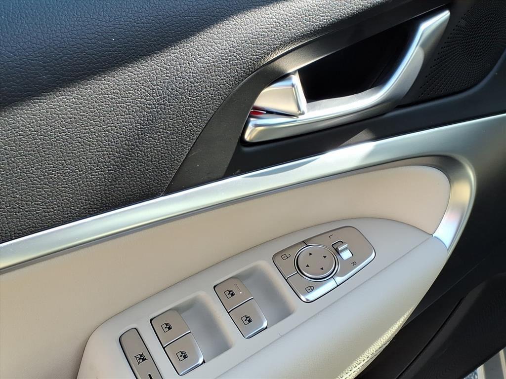 new 2026 Genesis G70 car, priced at $46,375