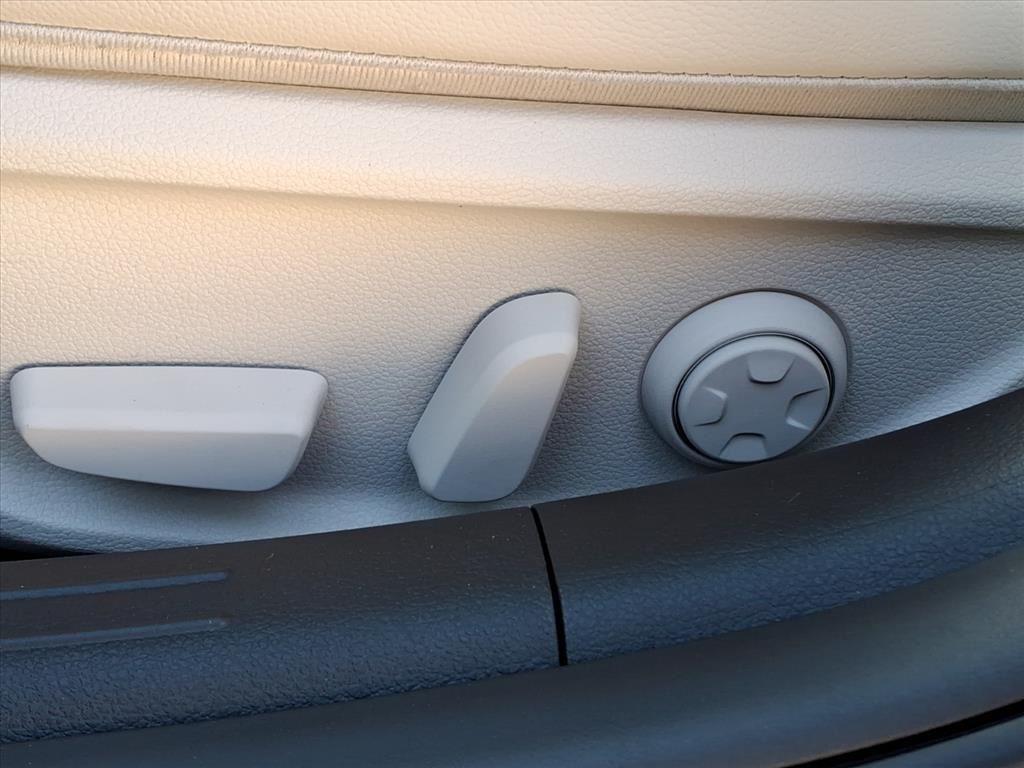 new 2026 Genesis G70 car, priced at $46,375