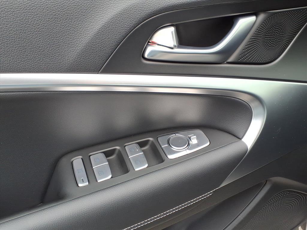 new 2026 Genesis G70 car, priced at $47,085