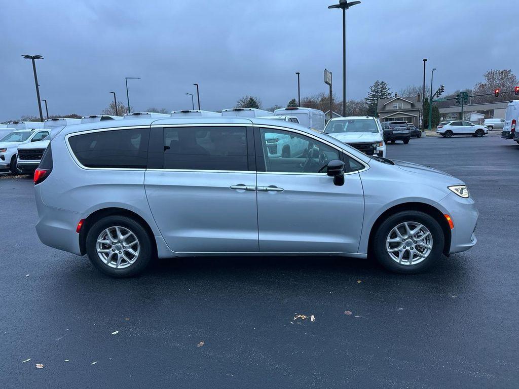 used 2024 Chrysler Pacifica car, priced at $30,990