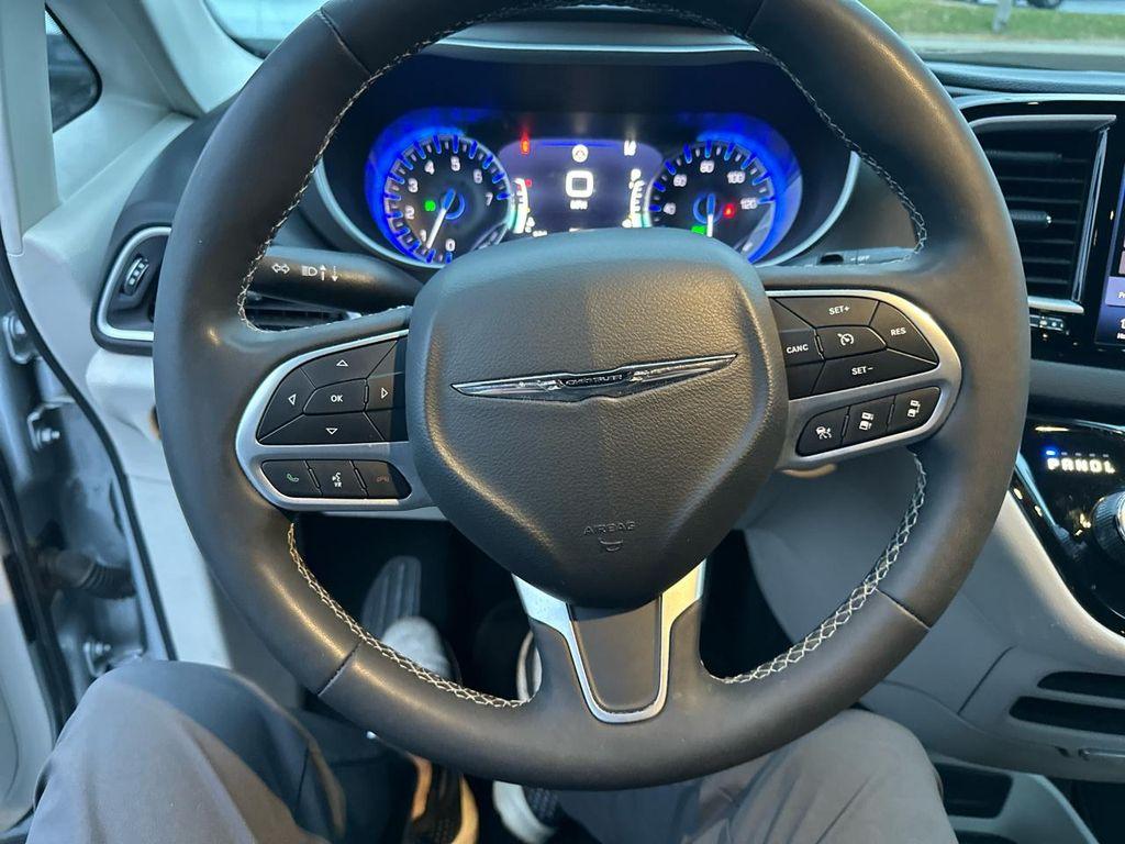 used 2024 Chrysler Pacifica car, priced at $30,990