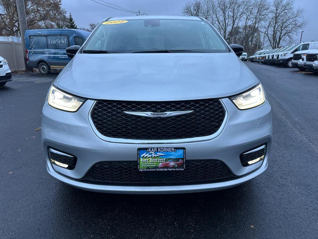 used 2024 Chrysler Pacifica car, priced at $30,990