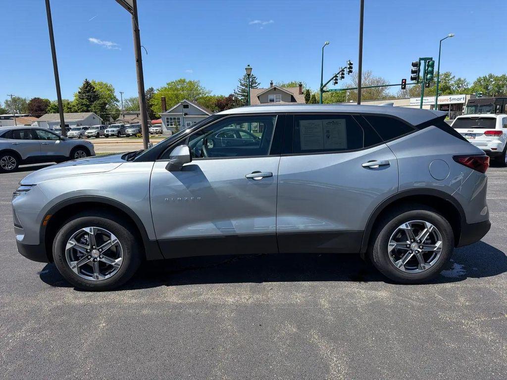used 2025 Chevrolet Blazer car, priced at $29,990