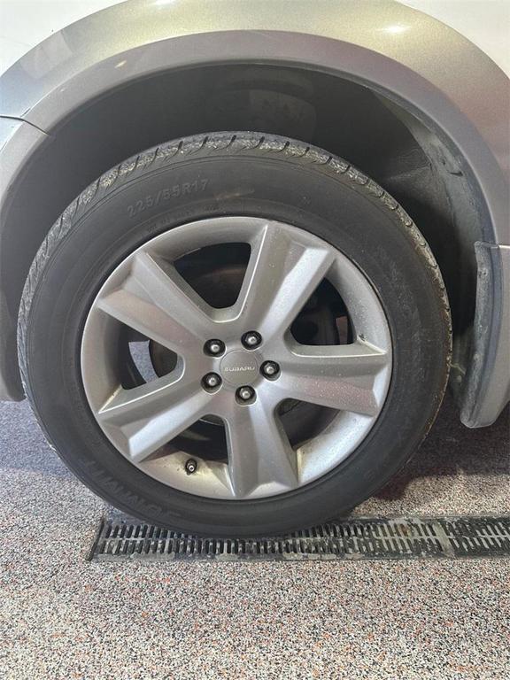 used 2005 Subaru Outback car, priced at $6,995