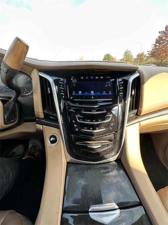 used 2020 Cadillac Escalade car, priced at $42,495