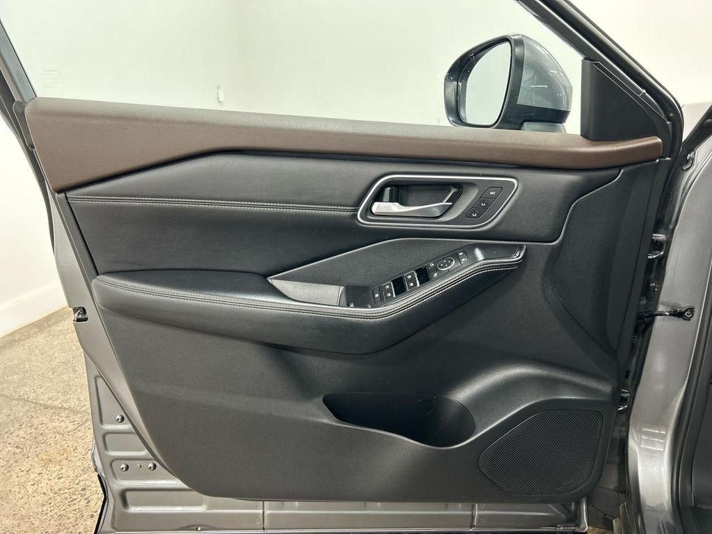2021 GRAY Nissan Rogue