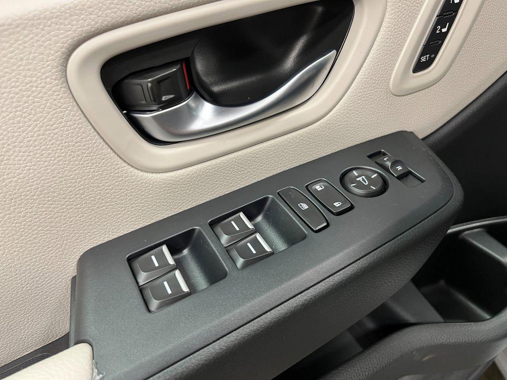new 2026 Honda Pilot car, priced at $46,762