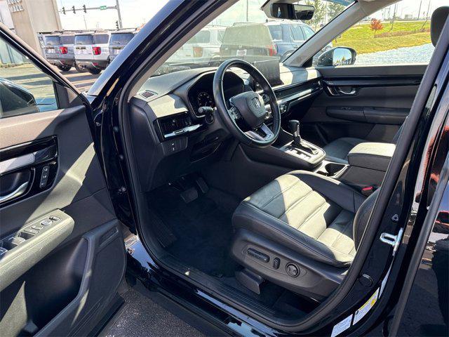 used 2025 Honda CR-V car, priced at $31,695