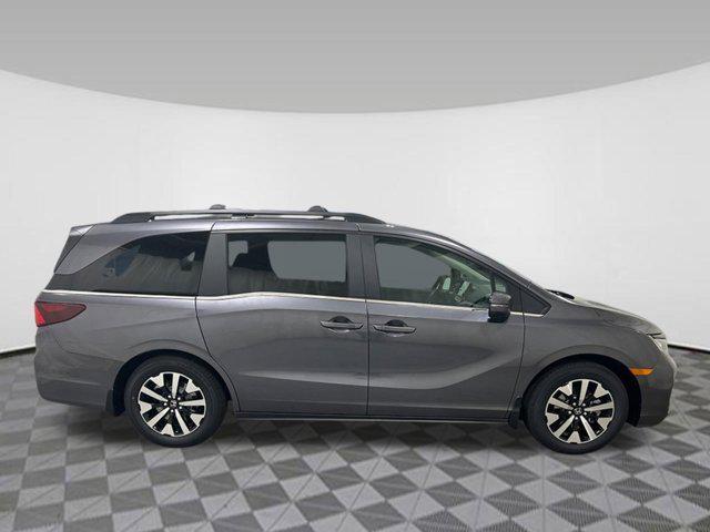 new 2026 Honda Odyssey car, priced at $42,410
