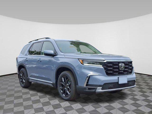 new 2025 Honda Pilot car, priced at $49,392