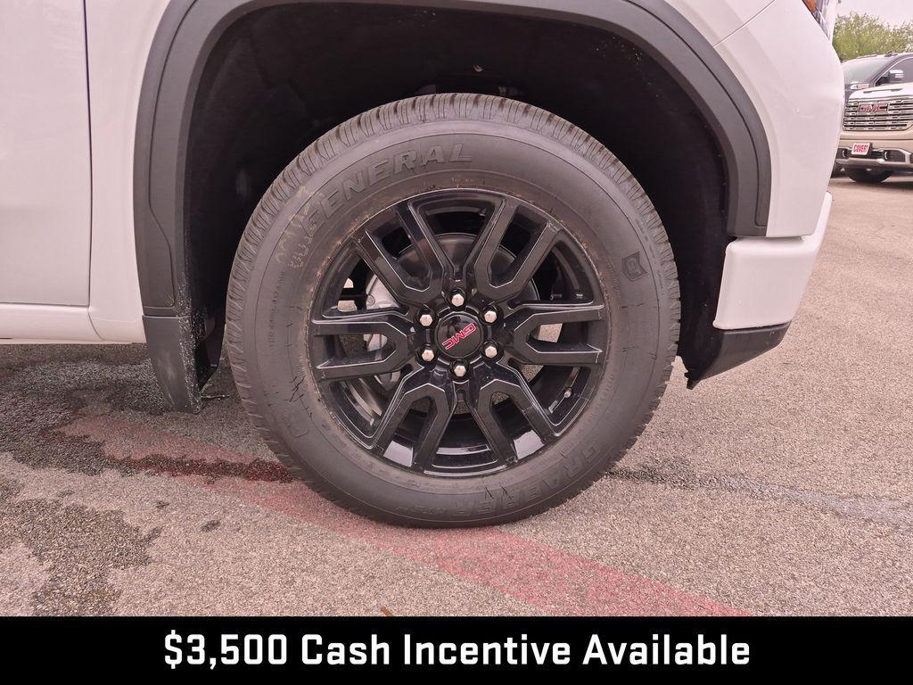 new 2026 GMC Sierra 1500 car, priced at $43,388