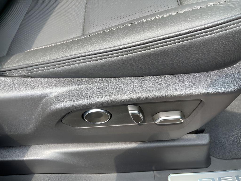 new 2025 GMC Sierra 2500 car, priced at $91,254