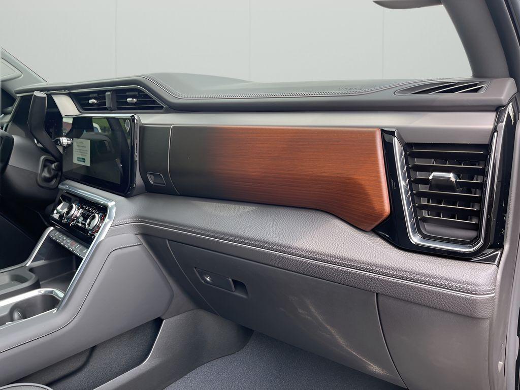 new 2025 GMC Sierra 2500 car, priced at $91,254