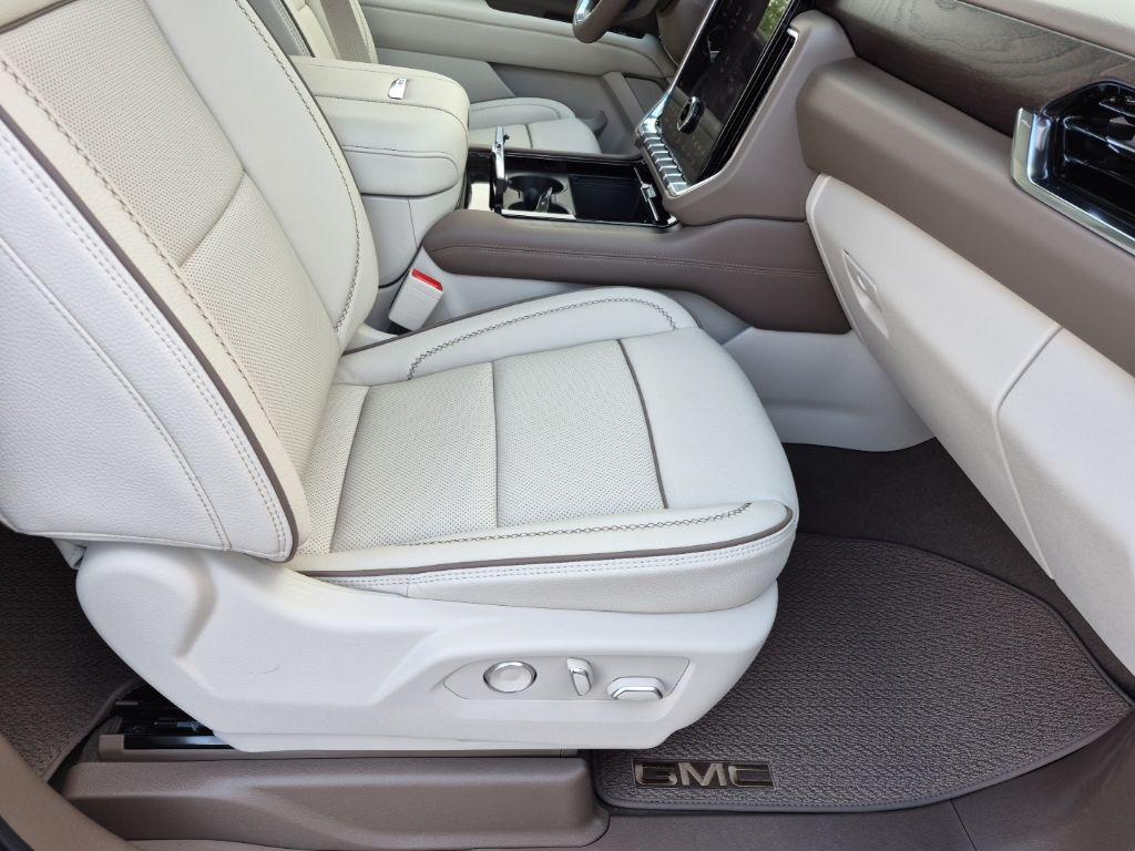 new 2026 GMC Yukon car, priced at $90,234