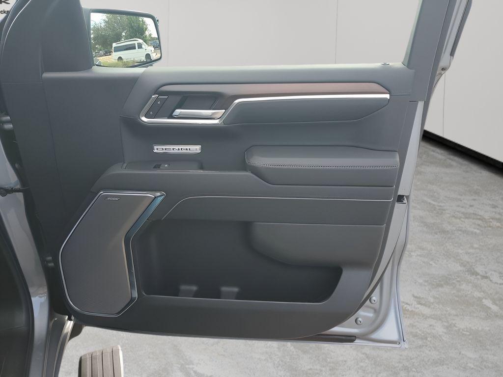 new 2026 GMC Sierra 1500 car, priced at $68,100