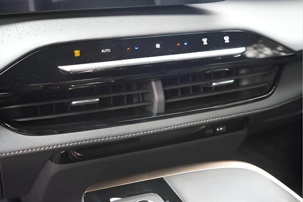 new 2026 Buick Enclave car, priced at $58,090