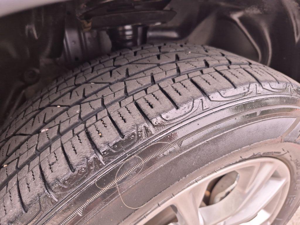 used 2021 Jeep Cherokee car, priced at $21,916