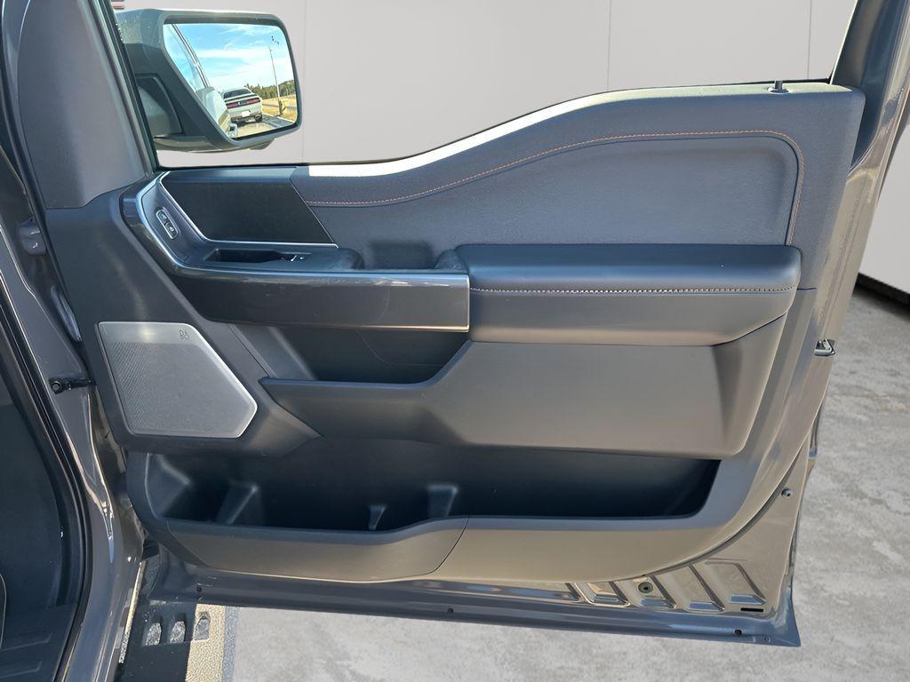 used 2021 Ford F-150 car, priced at $39,006