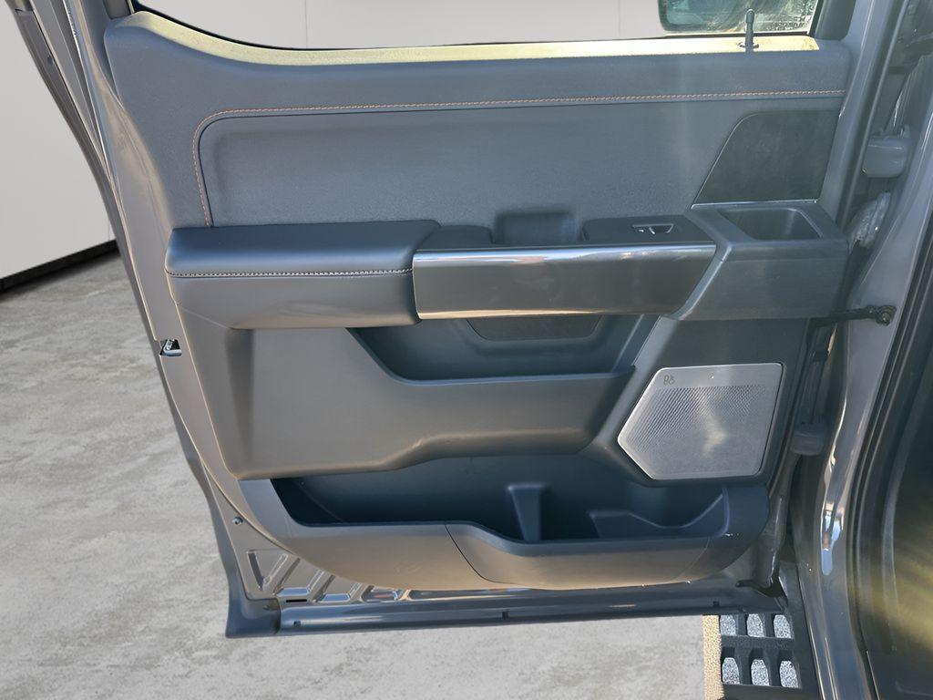 used 2021 Ford F-150 car, priced at $39,006