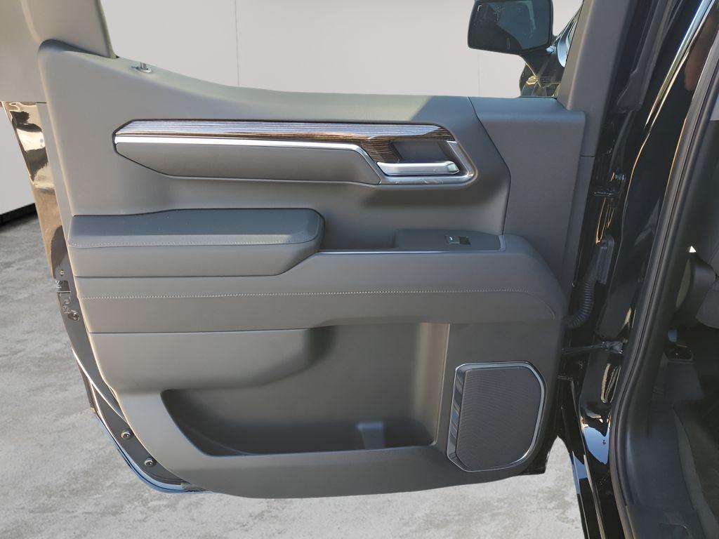 new 2026 GMC Sierra 1500 car, priced at $45,831