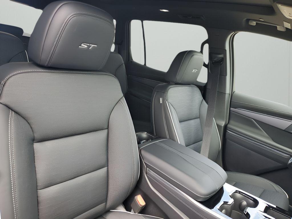 new 2026 Buick Enclave car, priced at $46,604