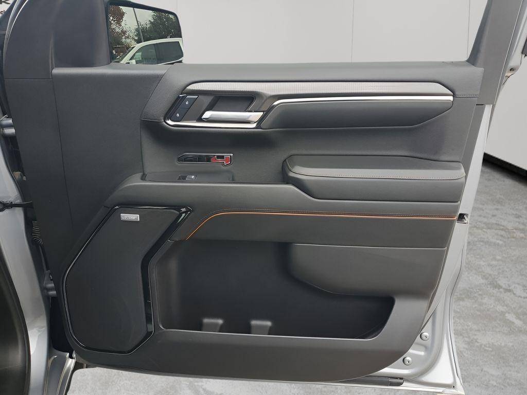 used 2024 GMC Sierra 1500 car, priced at $49,994