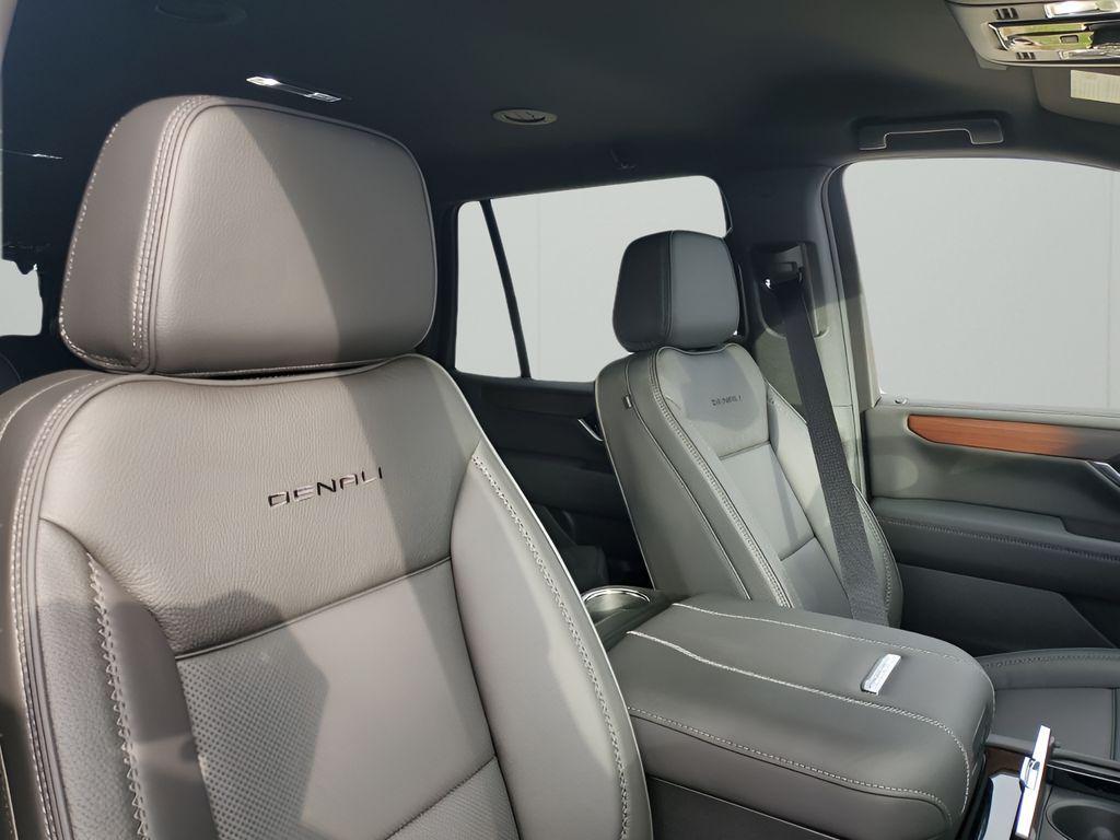 new 2026 GMC Yukon car, priced at $89,679