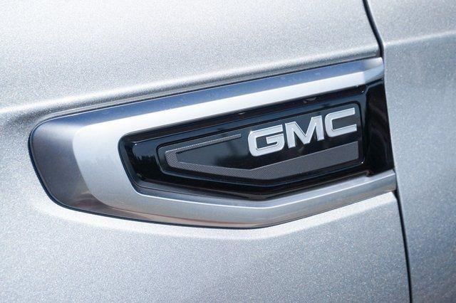 used 2024 GMC Yukon car, priced at $68,406