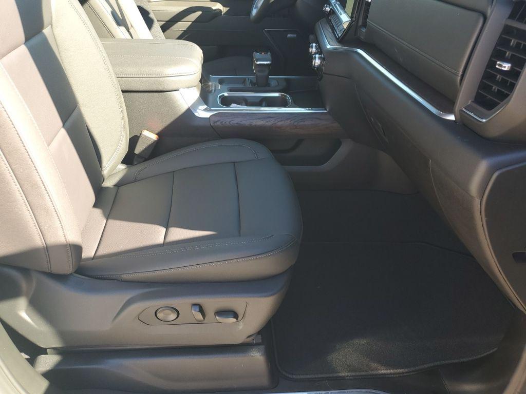 new 2026 GMC Sierra 1500 car, priced at $52,391