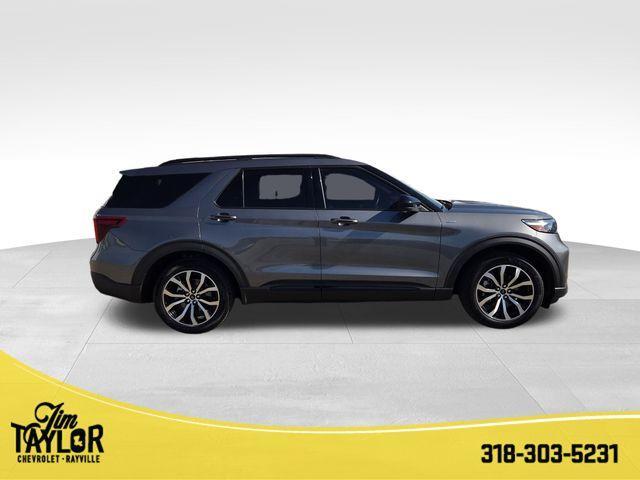 used 2022 Ford Explorer car, priced at $25,499