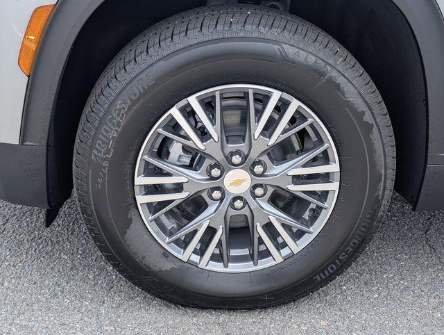 new 2026 Chevrolet Traverse car, priced at $44,395