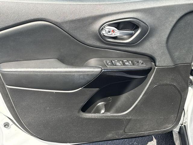 used 2019 Jeep Cherokee car, priced at $16,740