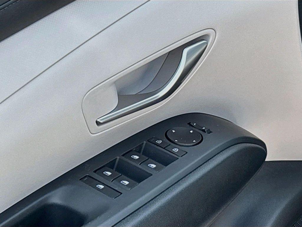 new 2026 Hyundai TUCSON Hybrid car, priced at $33,349