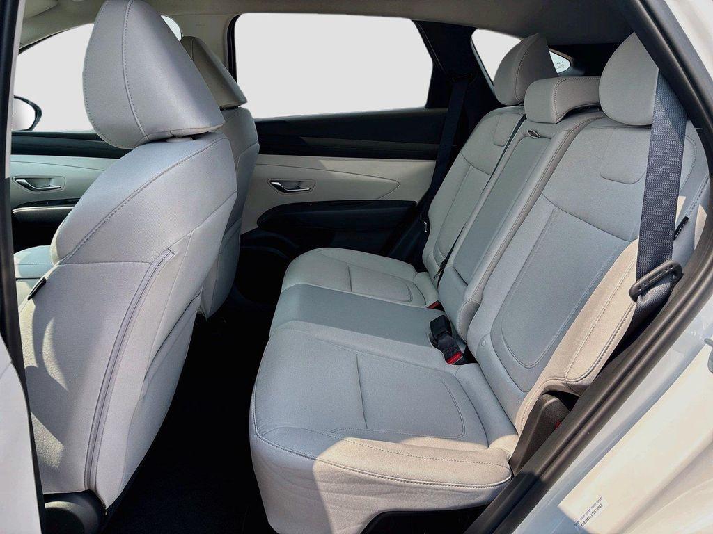 new 2026 Hyundai TUCSON Hybrid car, priced at $33,349