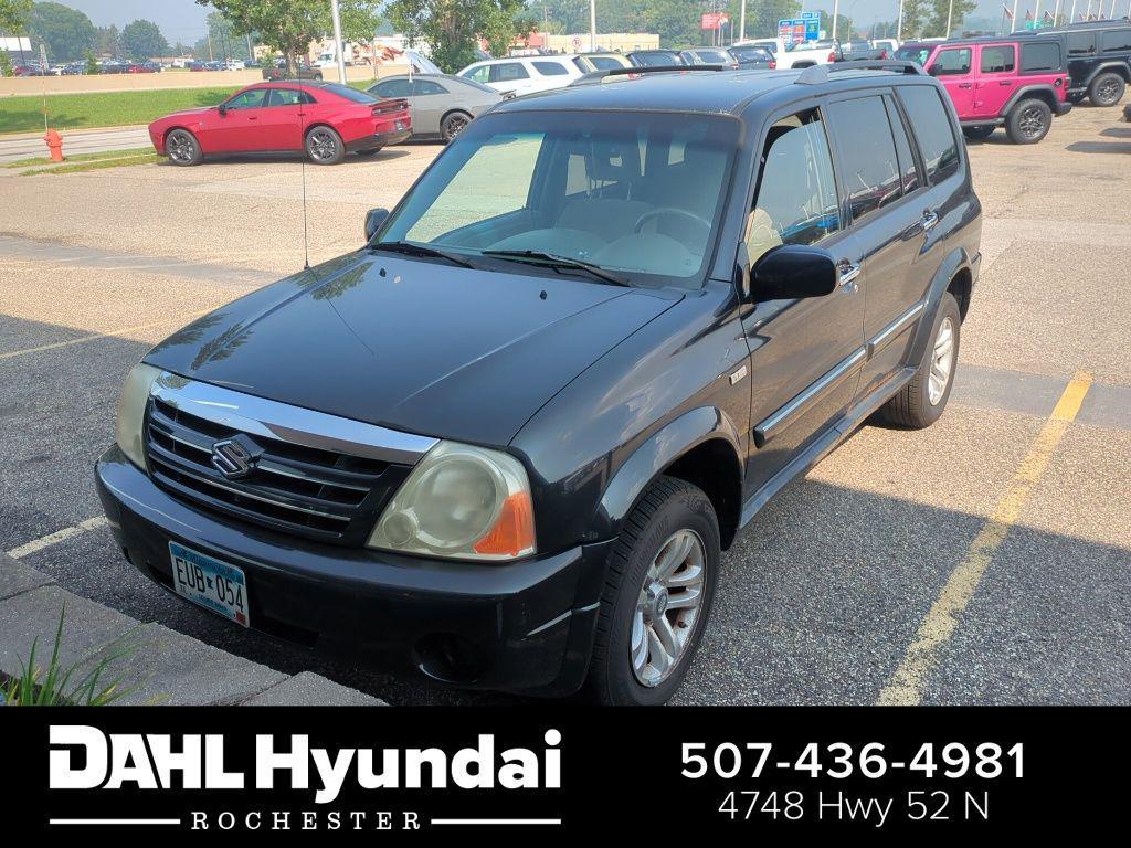 used 2005 Suzuki XL7 car, priced at $5,000