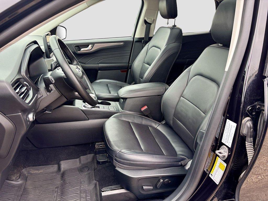 used 2022 Ford Escape car, priced at $20,098