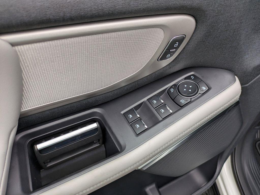 new 2026 Ford Expedition car, priced at $70,265