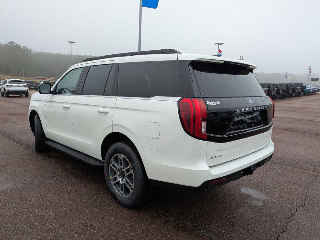 new 2026 Ford Expedition car, priced at $70,265