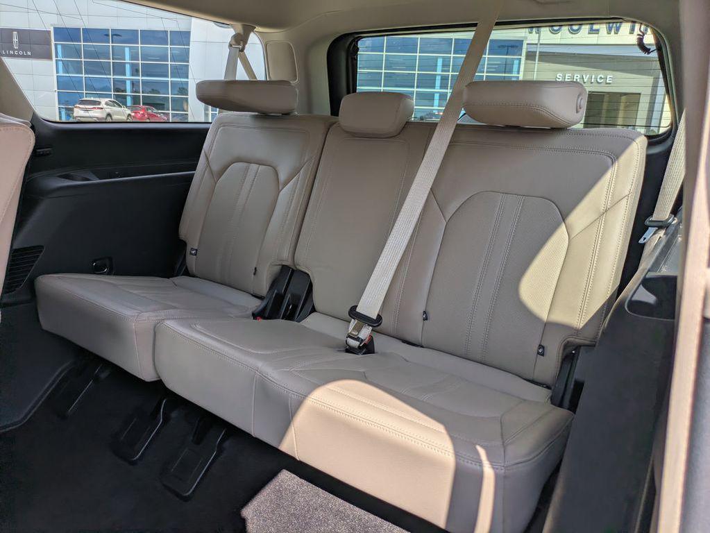 used 2022 Ford Expedition Max car, priced at $34,995