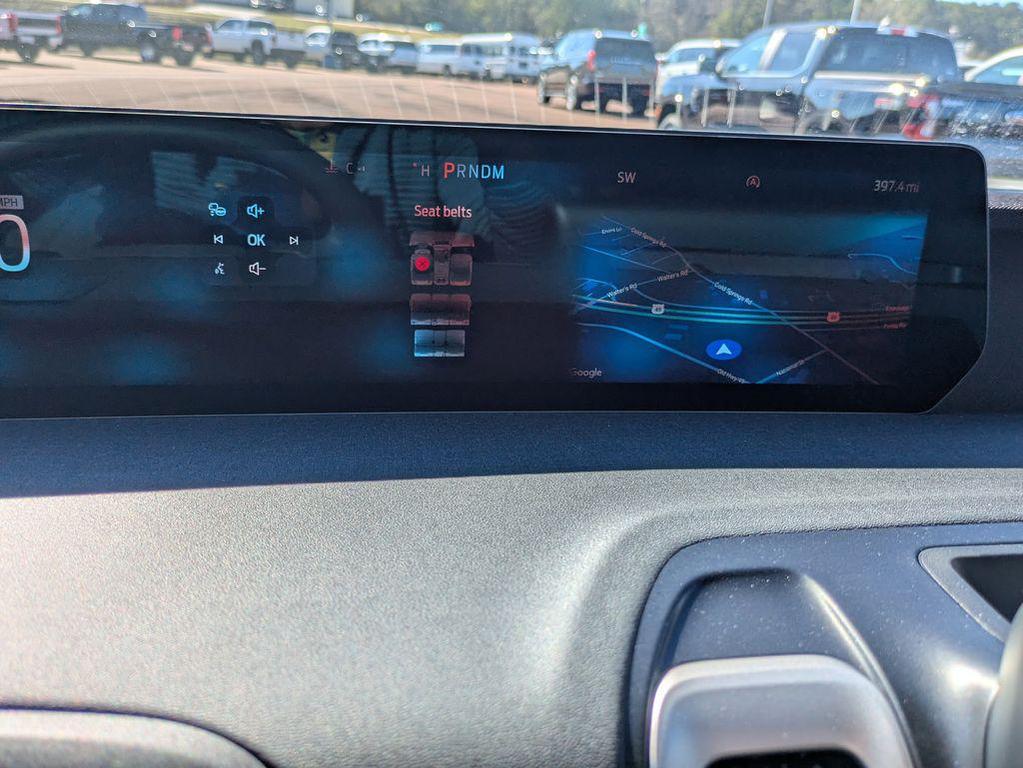 new 2025 Ford Expedition car, priced at $70,935