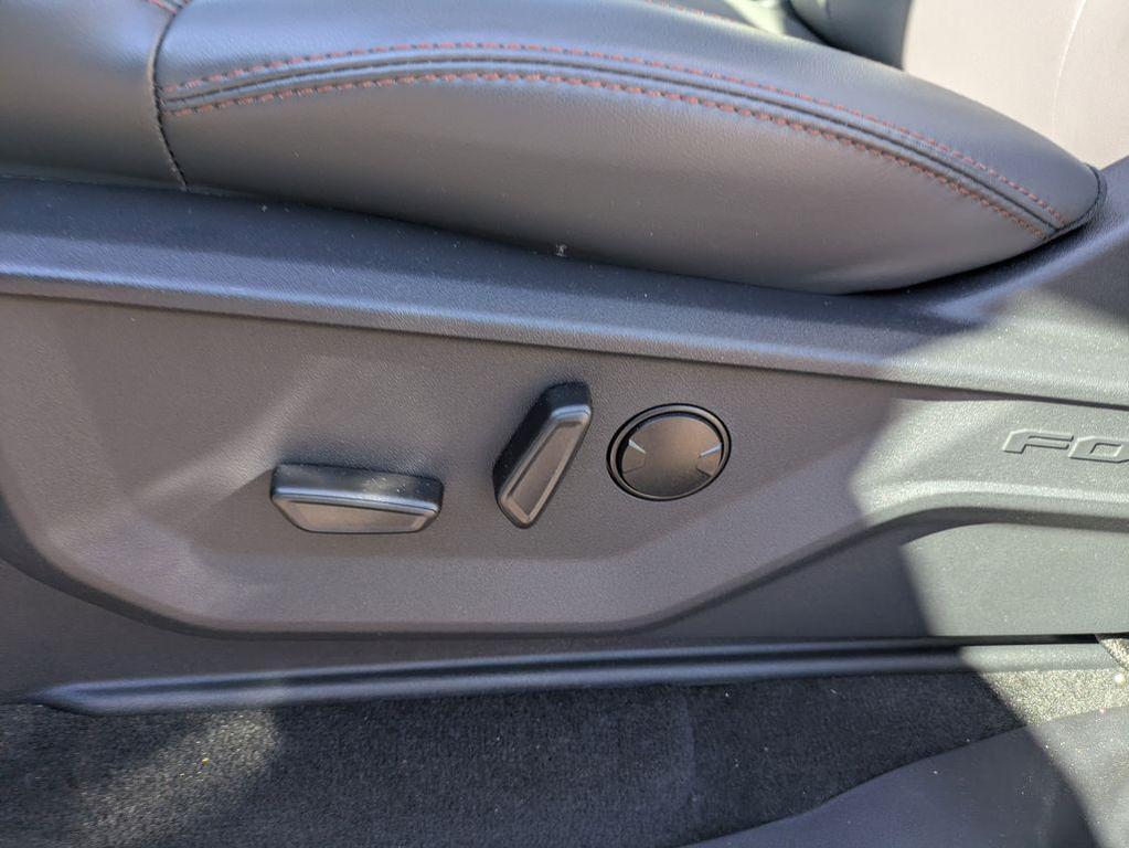 new 2025 Ford Expedition car, priced at $70,935