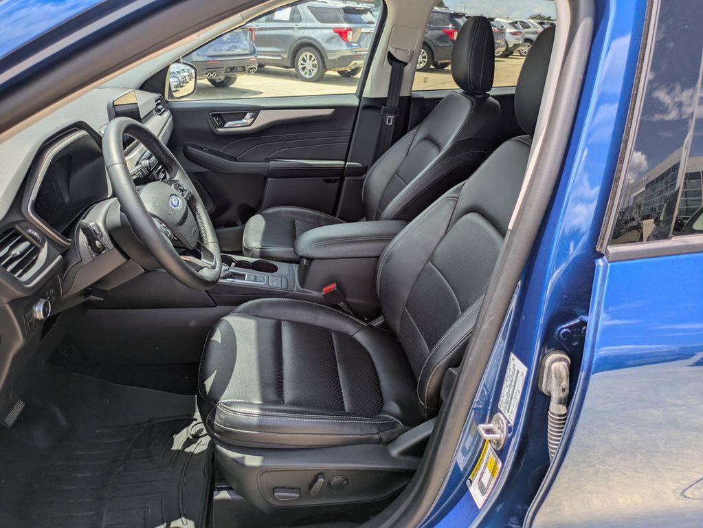 used 2022 Ford Escape car, priced at $21,597