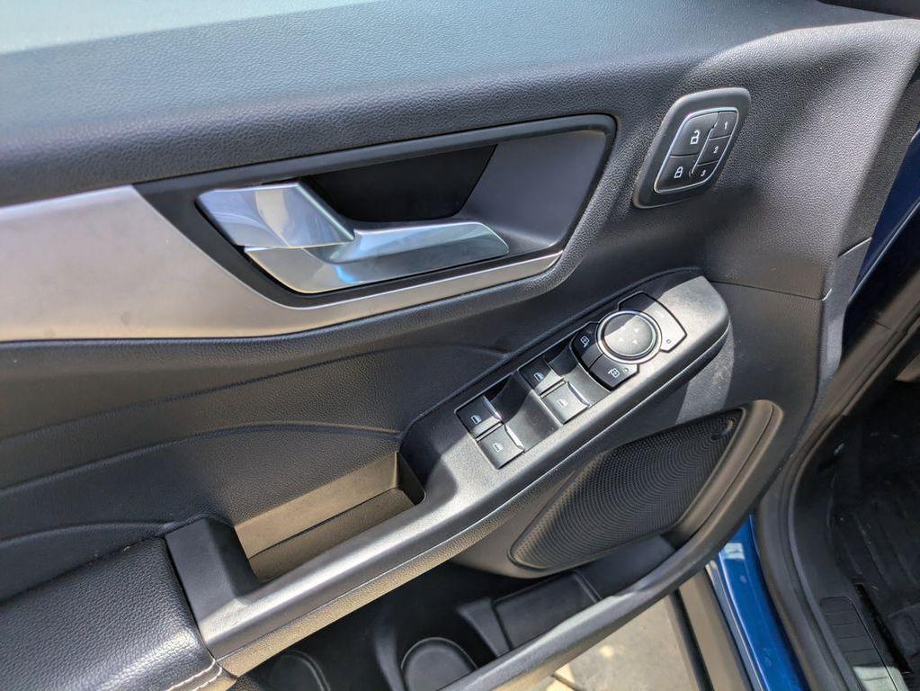 used 2022 Ford Escape car, priced at $21,597