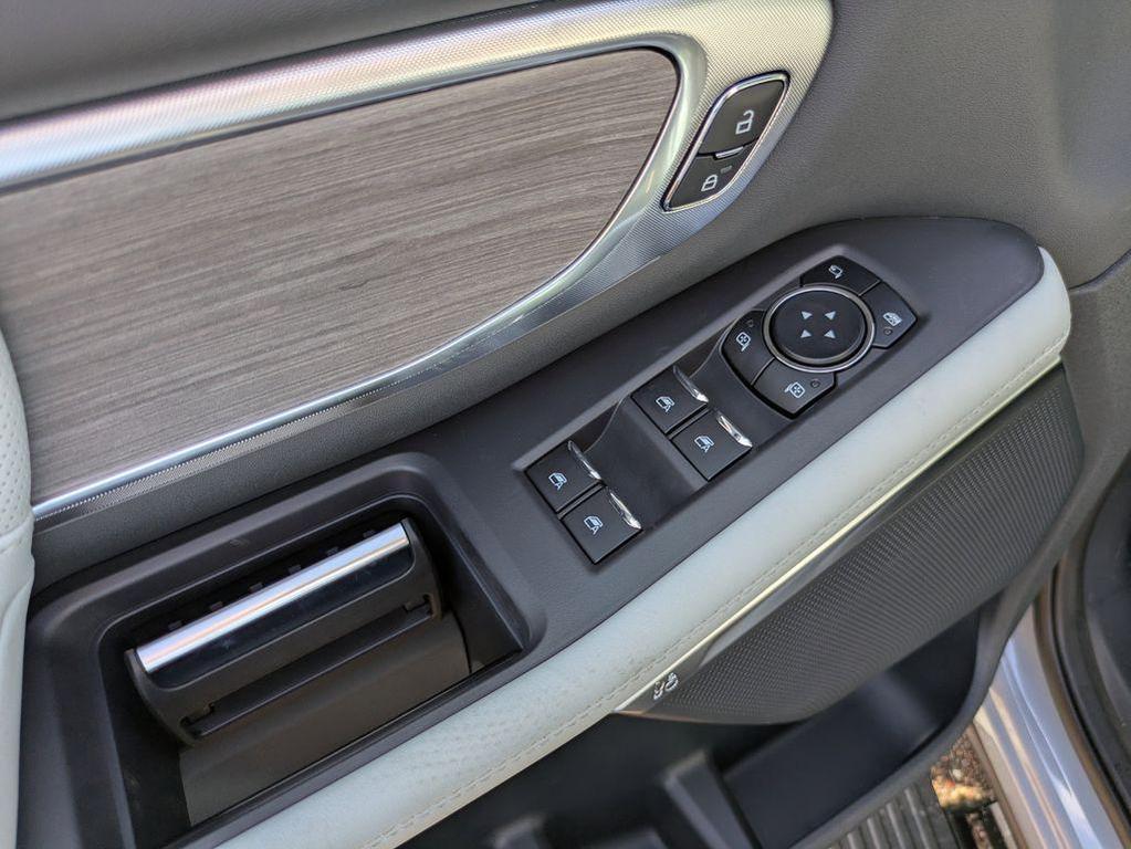 new 2026 Ford Expedition car, priced at $94,105